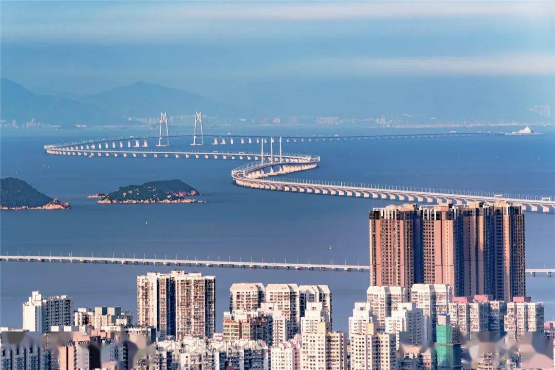 港珠澳大桥今年出入境客流破1000万人次