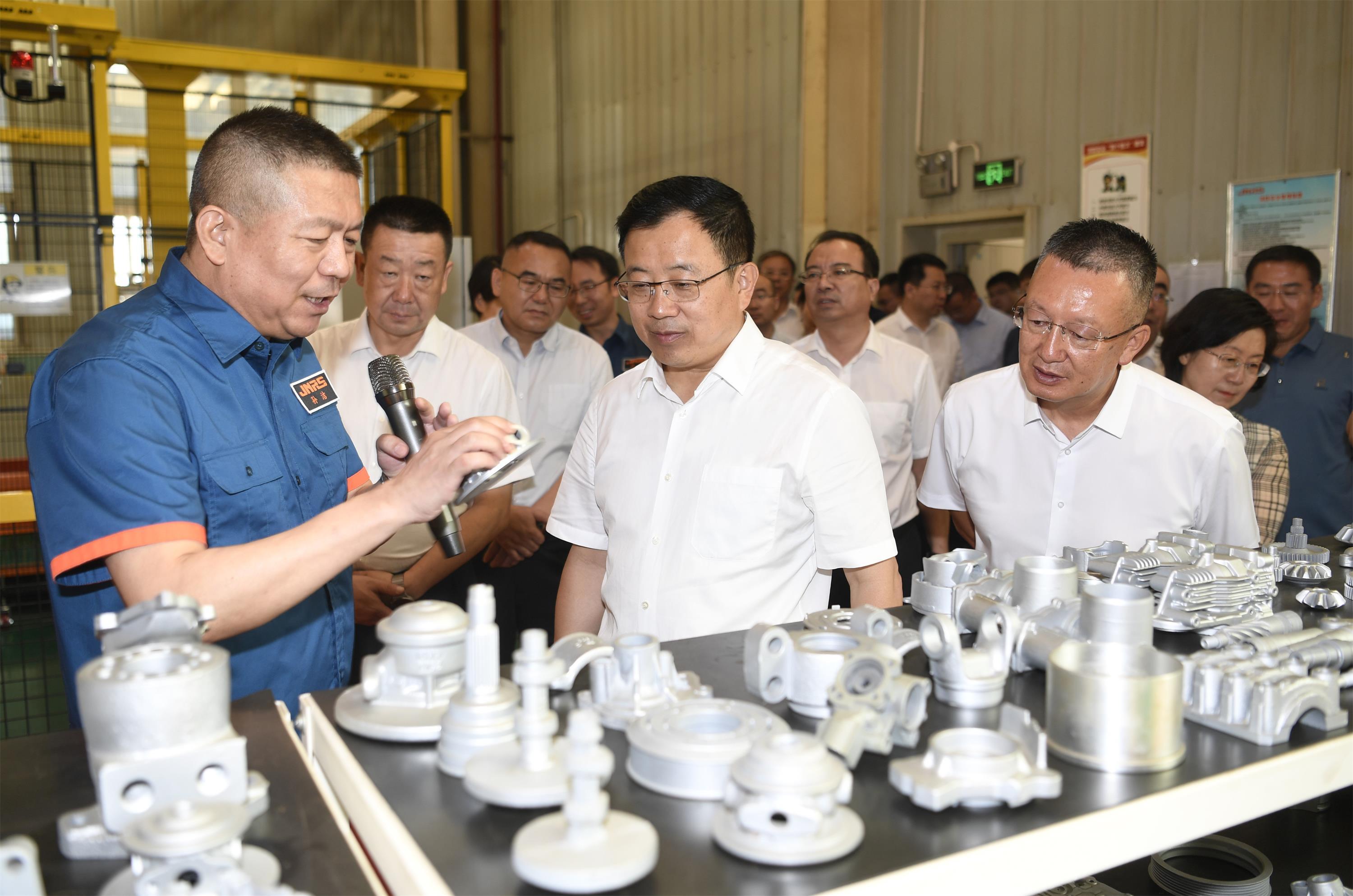 学习快评丨坚定不移推动高质量发展