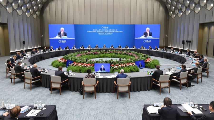 海外头部公司加大AI应用布局力度