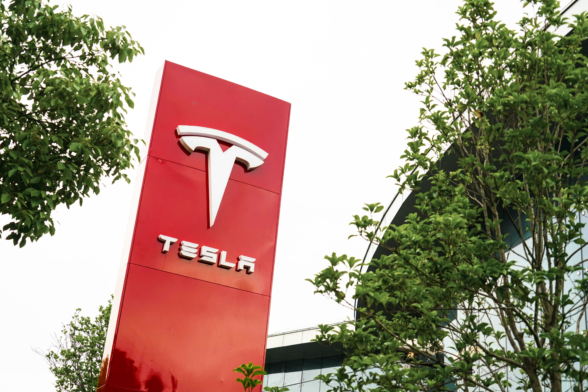 信银理财管理层变动：总裁董文赜调任福州分行行长 贺晋代为履行总裁职务