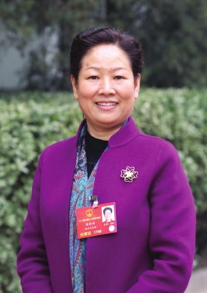 全国人大代表、中国石化安庆石油化工总厂党委书记刘晓华：进一步加大AI赋能安全生产投入支持力度