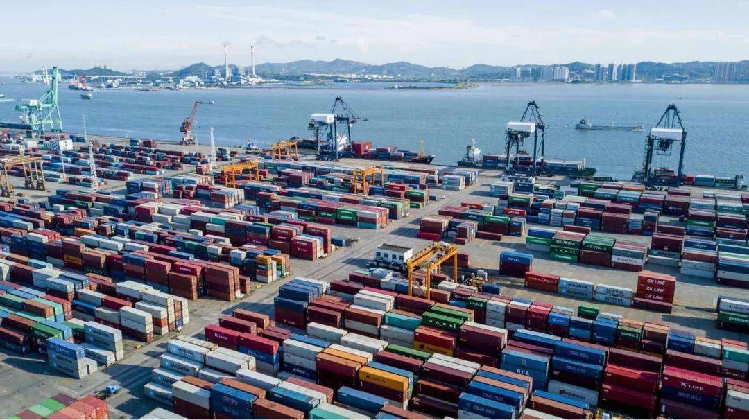 今年前4月我国外贸稳中有进 我国现存外贸相关企业超826.2万家