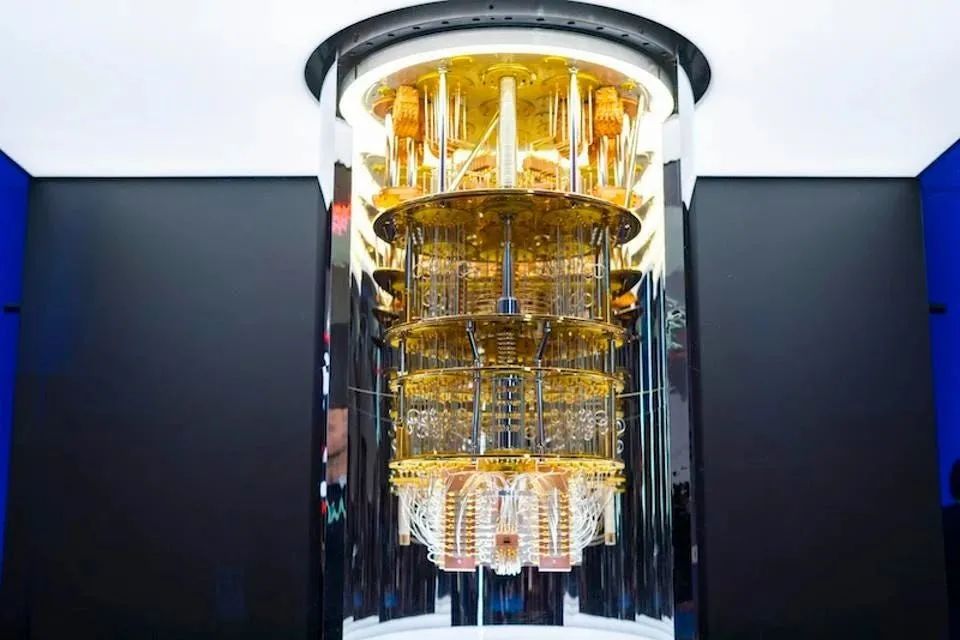 中国第三代自主超导量子计算机“本源悟空”加速拓展量子人工智能场景应用