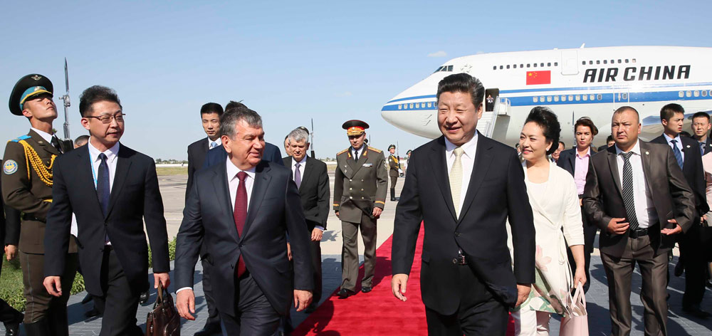 习近平会见蒙古国总统呼日勒苏赫