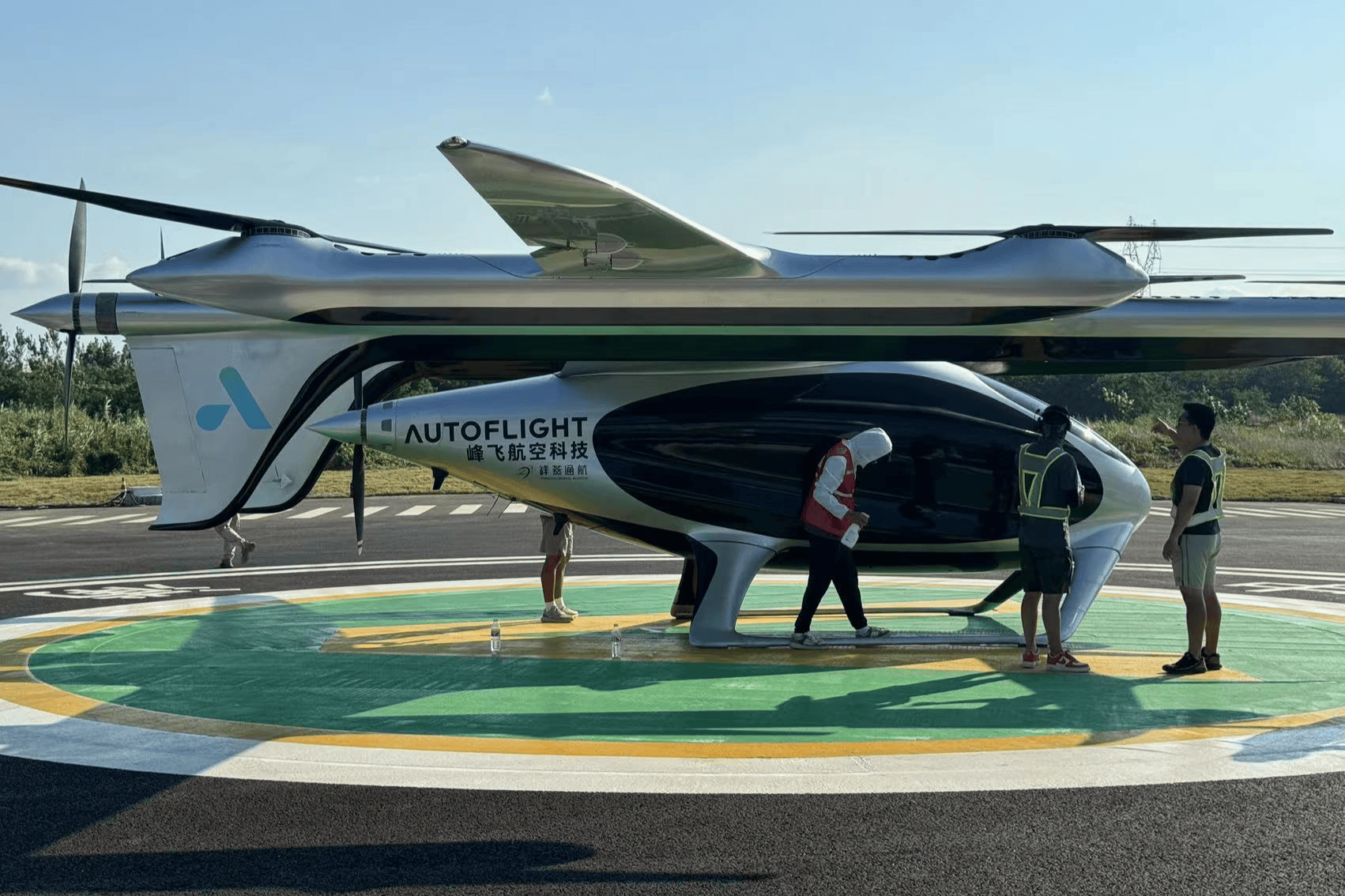 低空经济迈向“吨级”时代 重载长航程产品成竞争新焦点