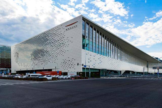 凌志软件发布收购凯美瑞德股权预案 11月11日复牌