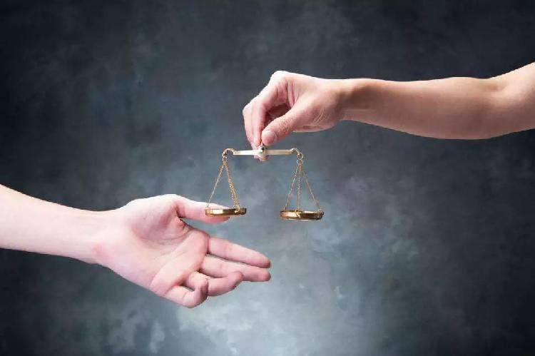 国城矿业出售宇邦矿业股权等提案获“通过”，超43万股“反对”