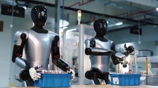 智瞰AI丨触摸具身智能的“最后一厘米”