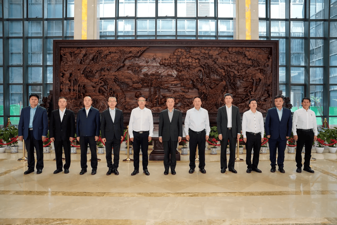 上市银行竞逐移动端 加速迭代提升服务质效