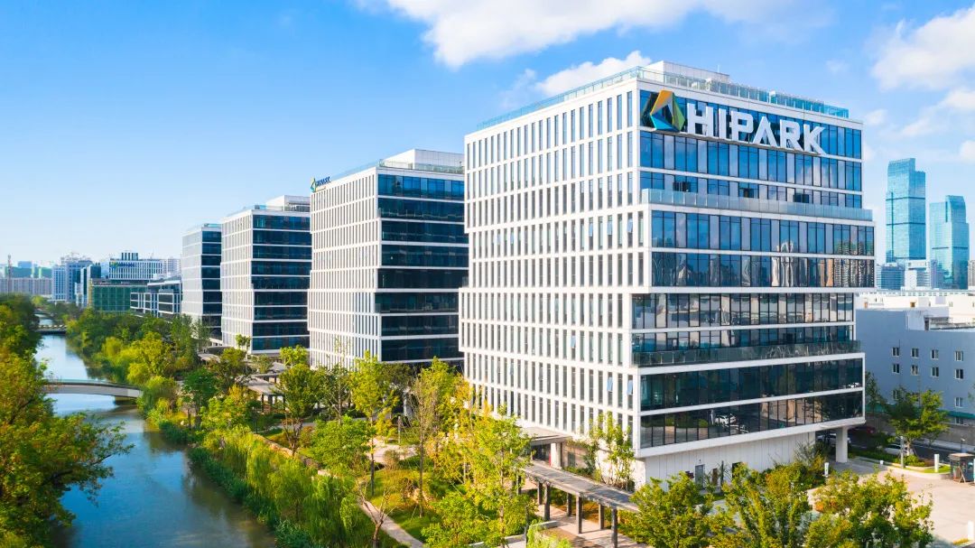 金百泽：持续加大新业务投入 以“制造+服务+平台”夯实产业服务能力