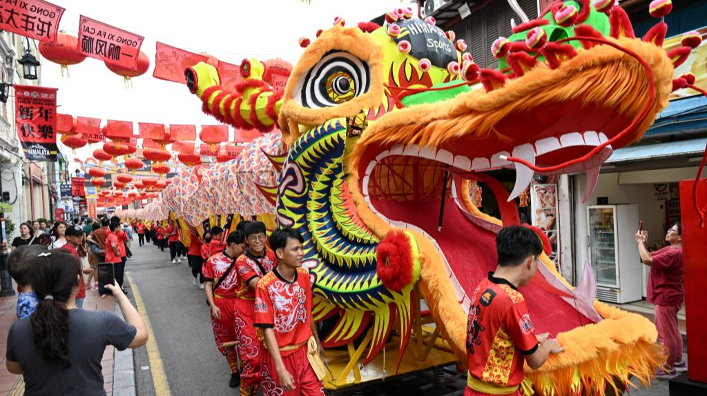 特稿丨中国“朋友圈”里的新春暖意