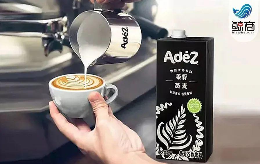 乳企竞速高蛋白市场：蒙牛拿下星巴克合作